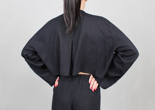 BLACK LINEN CROPPED SHIRT