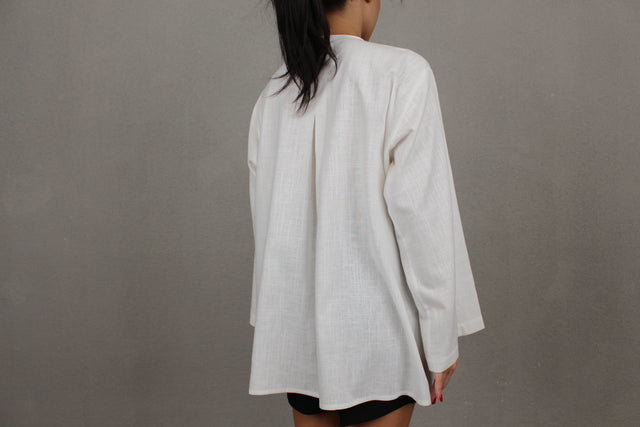 WHITE LINEN TIE-FRONT SHIRT