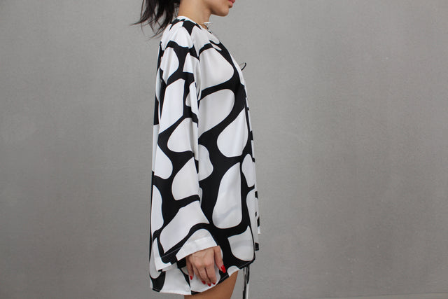 GIRAFFE TIE-FRONT SHIRT