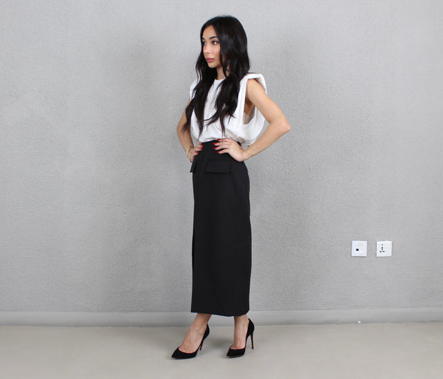 BLACK MIDI SKIRT