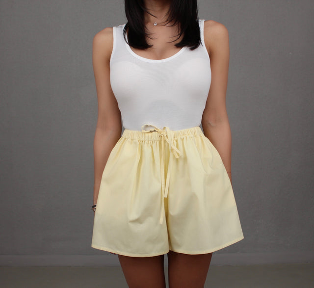 BUTTER YELLOW COTTON POPLIN SHORTS
