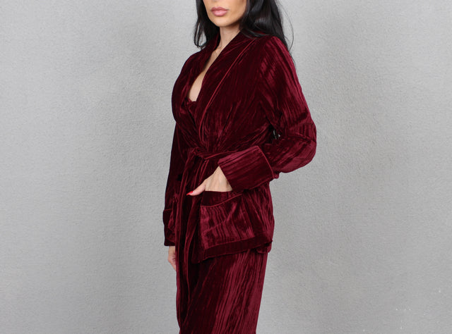 MERLOT CRUSHED VELVET SMOKING JACKET