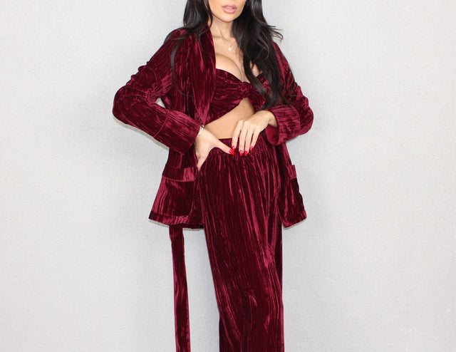 MERLOT CRUSHED VELVET SMOKING JACKET