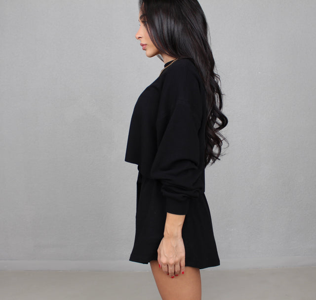 BLACK KNIT CROPPED JUMPER